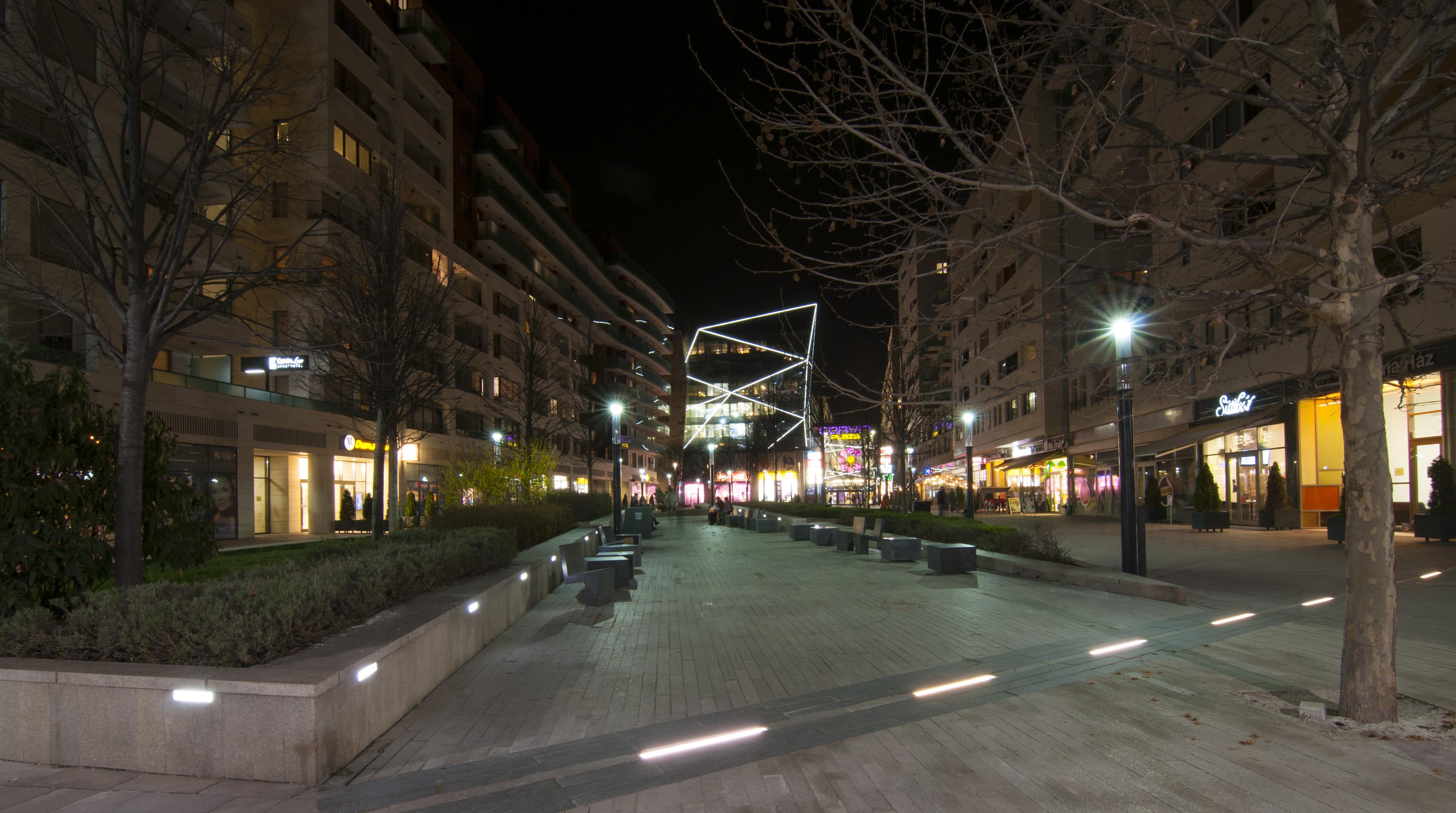 Corvin Center Suites Budapest Exterior photo